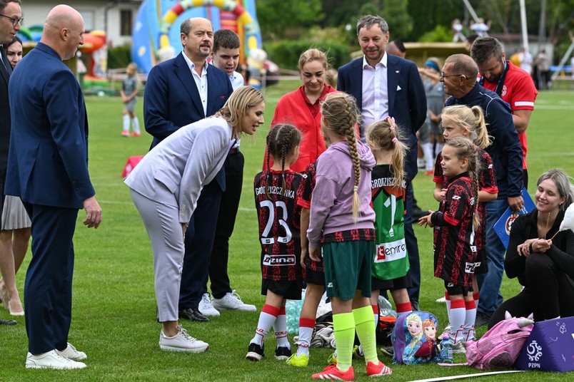 Pierwsze oficjalne wystąpienie Marty Nawrockiej. Zobacz, jak wypadła żona prezydenta RP