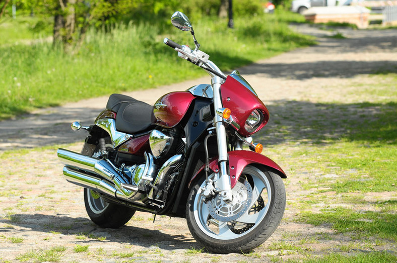 Suzuki Intruder M1500 - Krążownik szos