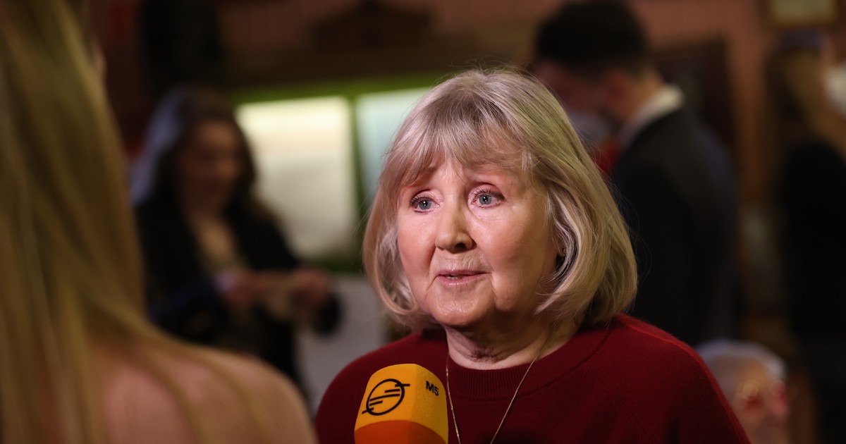 „Itt van egy katona, jött egy katona” – A gyermekkoráról vallott Halász Judit