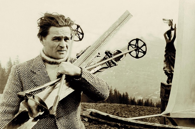 Przedwojenne Zakopane: Aktor Adolf Dymsza na Gubałówce, 1939 / Maciej Pinkwart 'Przedwojenne Tatry, Zakopane i Podhale. Najpiękniejsze fotografie'  Wydawnictwo RM