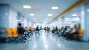 Donald Tusk zaprzecza odsyłaniu pacjentów onkologicznych. NIL pokazuje dane NFZ