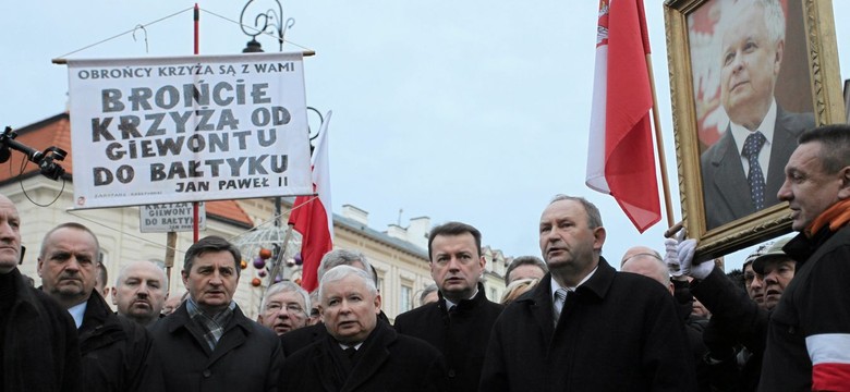 Kaczyński na miesięcznicy smoleńskiej: Żadne pohukiwania, zwłaszcza z niemieckich ust, nie zawrócą nas z drogi