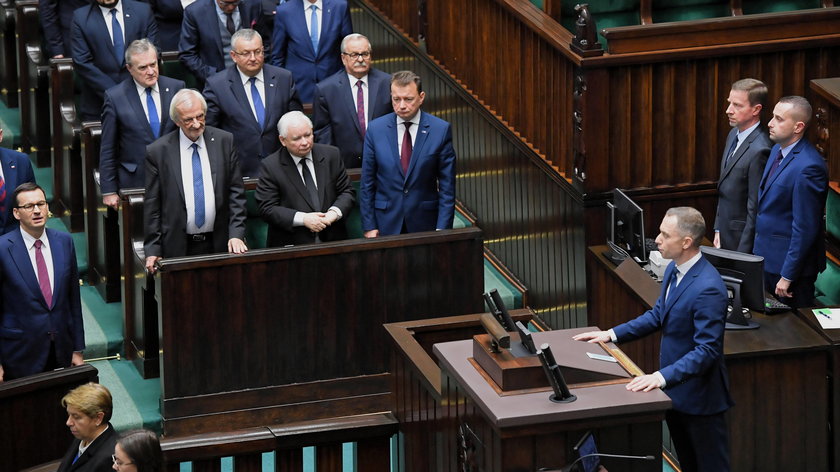 Projekt ustawy o zniesieniu limitu składek na ZUS w Sejmie