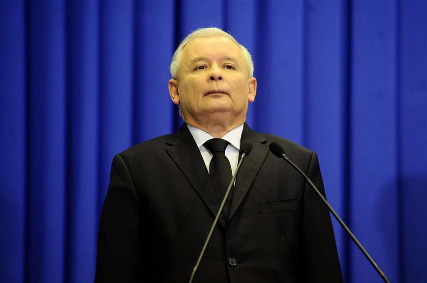 Kaczyński ma żal do Komorowskiego. Za brata!