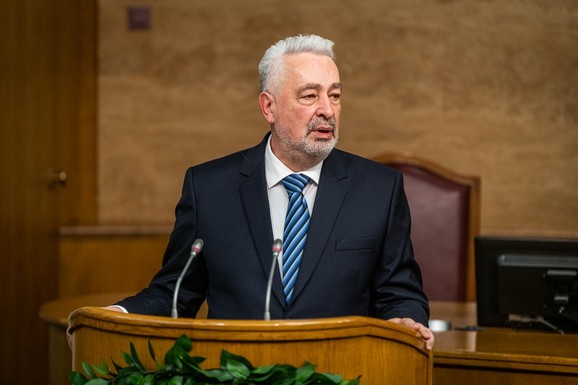 CG nova vlada skupstina 05 foto Anadolu Milos Vujovic