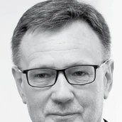 prof. dr hab. Piotr Kardas