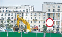 Rynek nieruchomości w Warszawie: Trudno sprzedać lokum w centrum