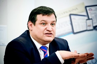 Męcina: Rząd sam nie zrobi rewolucji w związkowych przepisach