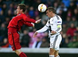 Liga Europy: Samobójczy gol Kucharczyka pogrążył Legię