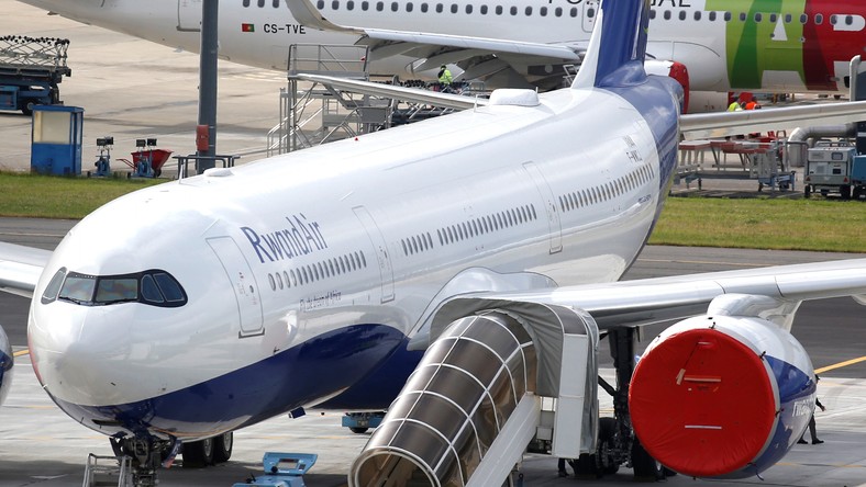 A Rwandair commercial passenger jet is pictured in Blagnac near Toulouse, France, May 29, 2019. 