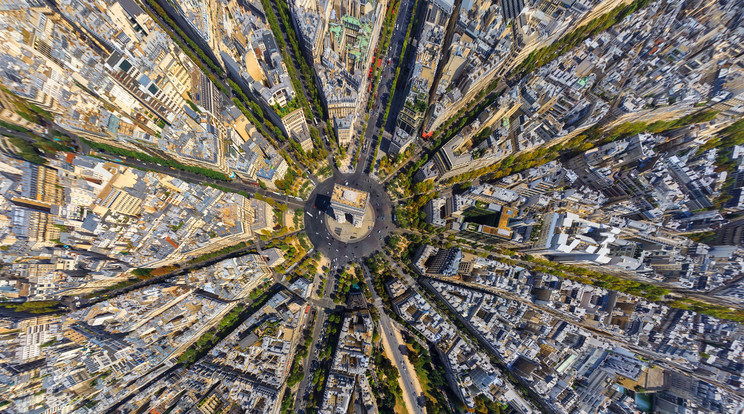 Arc de Triomphe in Paris - Fotó: Northfoto