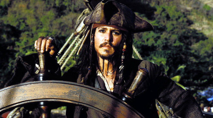 Johnny Depp ötször alakította Jack Sparrow kalózkapitányt /Fotó: Northfoto