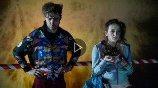 Spektakl na wieczór: 'Dwoje biednych Rumunów mówiących po polsku' [TEATR ONLINE]