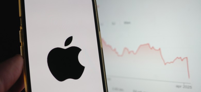 700 miliardów dolarów straty przez Trumpa. Apple podejmuje kluczową decyzję