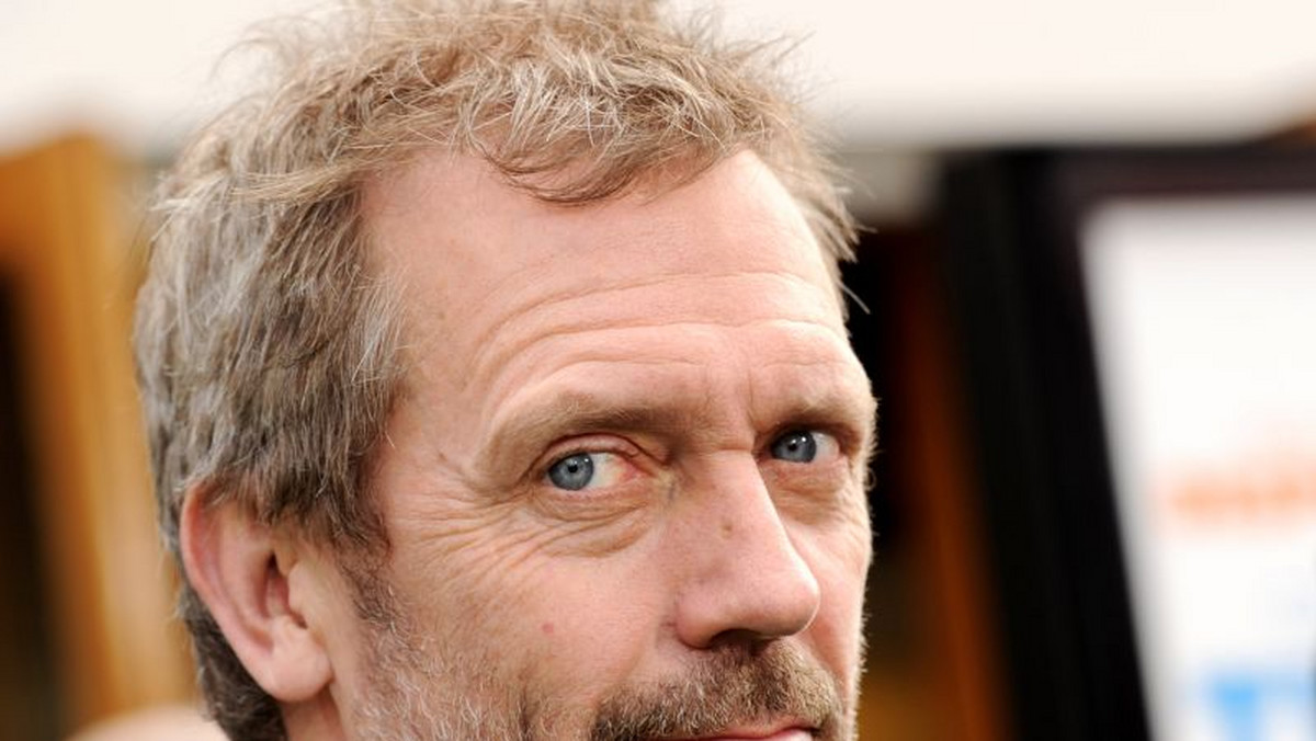 Hugh Laurie prowadzi rozmowy w sprawie udziału w nowym serialu. Jeżeli negocjacje zakończą się pomyślnie, wkrótce zobaczymy go w pirackiej opowieści "Crossbones".