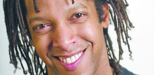 Warren Brown, czyli słodkie życie prawnika z marzeniami