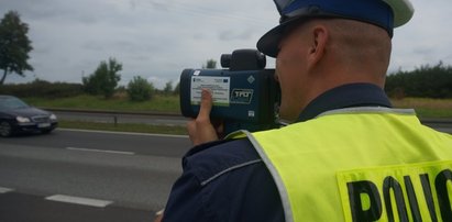 20-latek pędził BMW 156 km/h. Spotkały go srogie konsekwencje