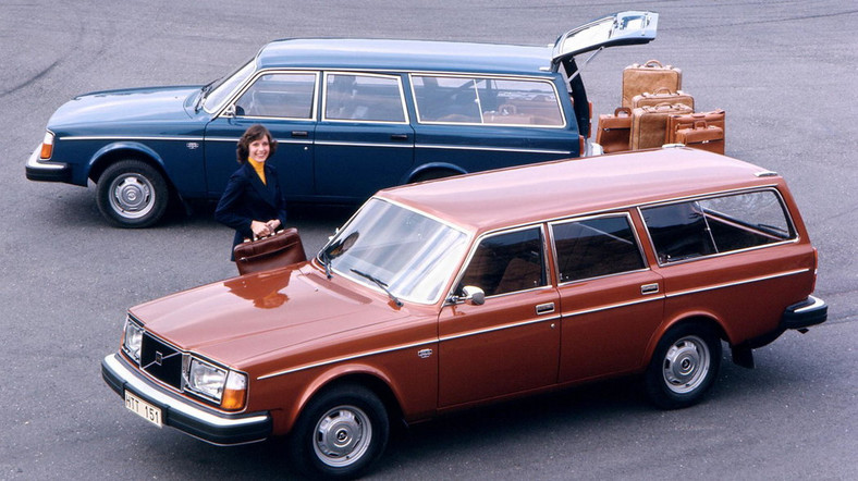 Volvo 245 (1974)
