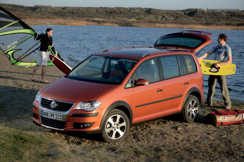 Volkswagen CrossTouran - SUVopodobny