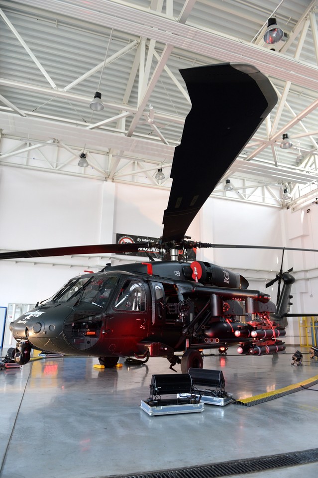 MIELEC PZL BLACK HAWK POKAZ (śmigłowiec Black Hawk)