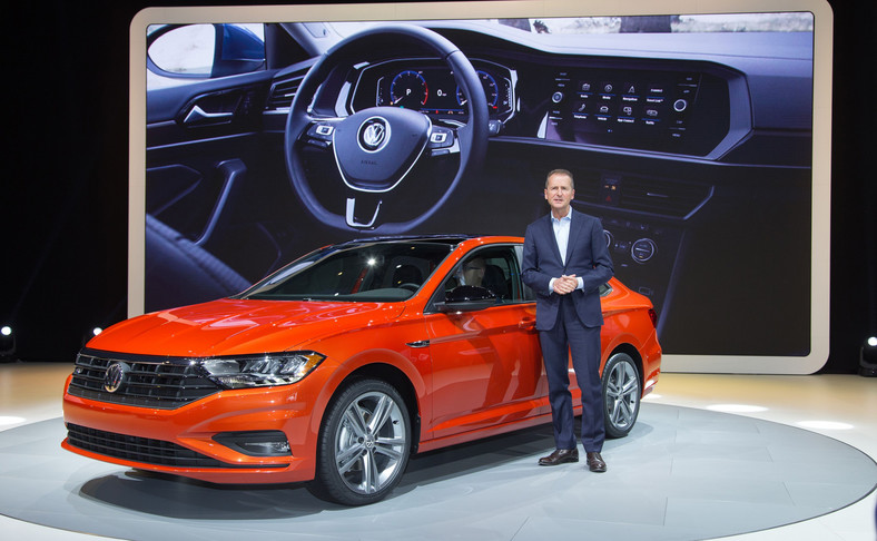 Volkswagen jetta nowej generacji wjeżdża na rynek. 17,5
