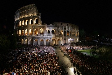 VATICAN-POPE-EASTER-GOOD FRIDAY