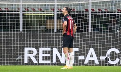 Ibrahimovic zmarnował rzut karny, ale AC Milan i tak wygrał w Lidze Europy
