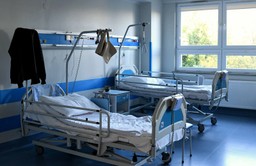 NFZ w najgłębszym kryzysie od lat. Lekarze ostrzegają: „Kolejki będą jak nigdy wcześniej”