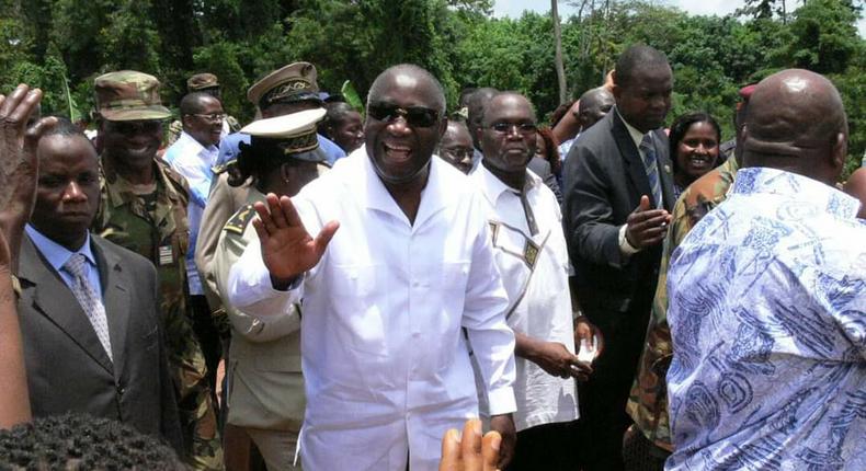 La chemise blanche de Laurent Gbagbo