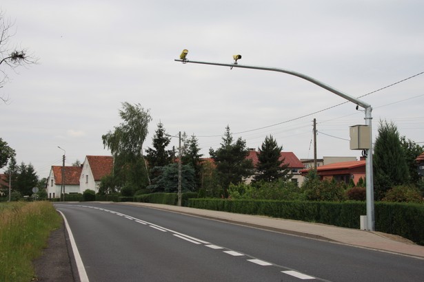 Odcinkowy pomiar się opóźnia. Inspektorom zabrakło prądu