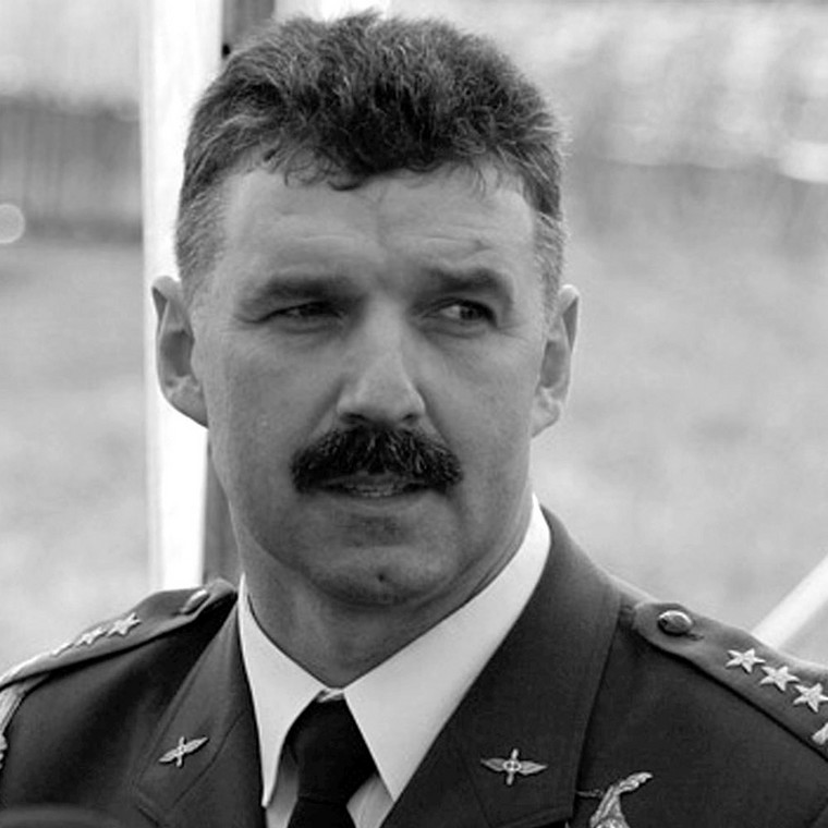 płk pilot Jerzy Piłat