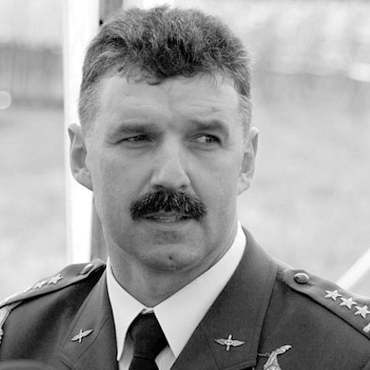 płk pilot Jerzy Piłat