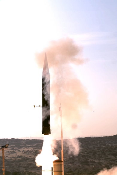 Próbne odpalenie pocisku rakietowego systemu obrony powietrznej bardzo dalekiego zasięgu Strzała 3 (Chec 3; Arrow 3). Fot. MDA