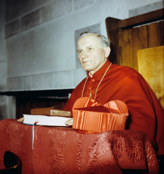 Karol Wojtyła jako kardynał i arcybiskup metropolita krakowski w kościele pw. Świętego Krzyża w Lublinie