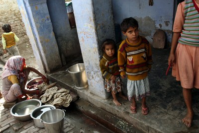 Bieda rzecz względna