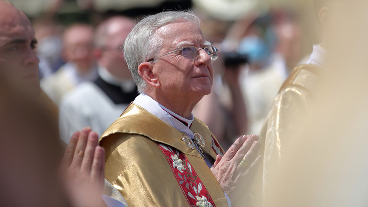 Abp. Jędraszewskiemu nie podoba się muzyka na ślubach i komuniach. "Nie odpowiada duchowi liturgii"