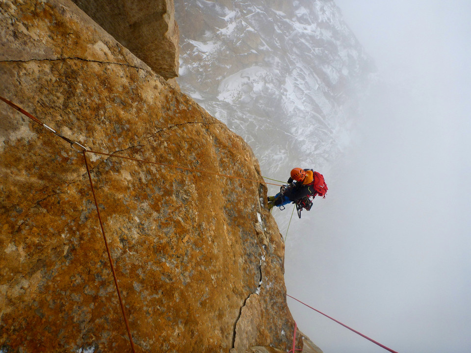 Wyczyn roku - MARCIN „YETI” TOMASZEWSKI I MAREK „REGAN” RAGANOWICZ – WYTYCZENIE NOWEJ DROGI NA GREAT TRANGO TOWER (6286 M) W KARAKORUM 