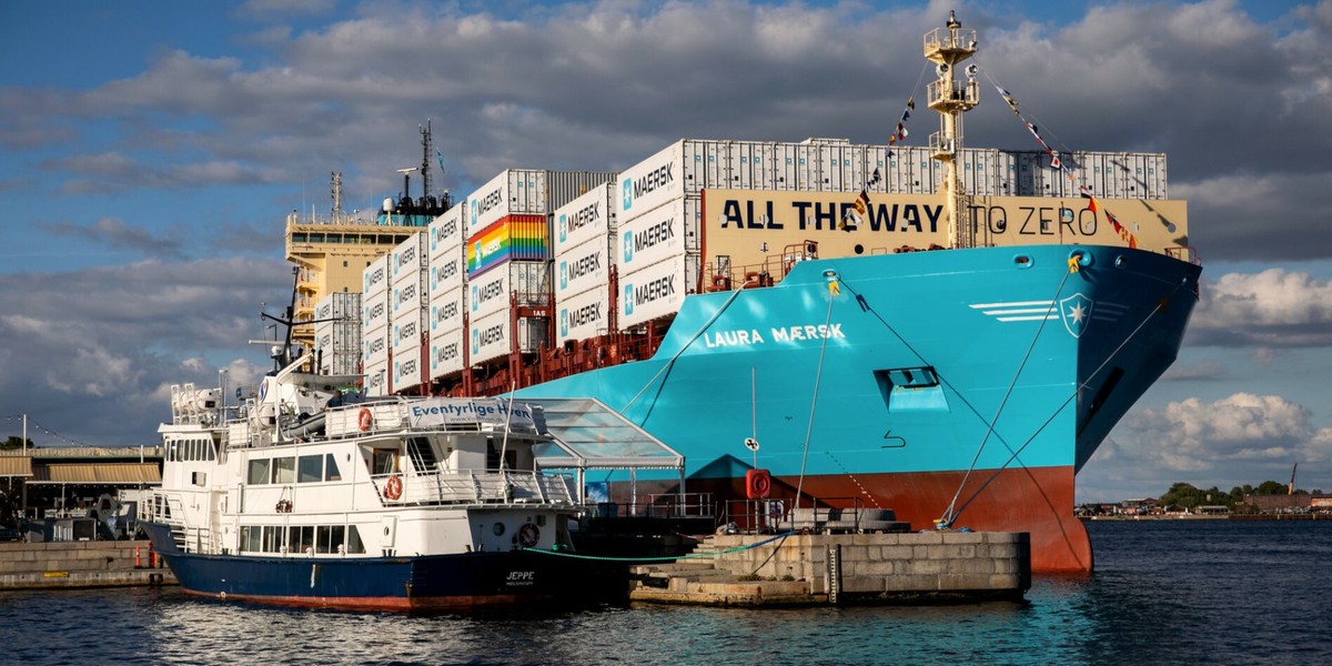 Kontenerowiec Laura firmy Maersk w porcie w Kopenhadze