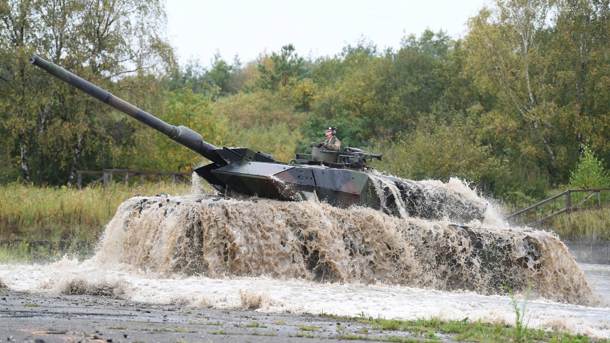 Unia Europejska nie zostanie militarną potęgą, bo brak jej funduszy i wspólnoty celów