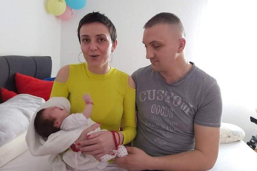 Dragana i Saša sa svojom ćerkom