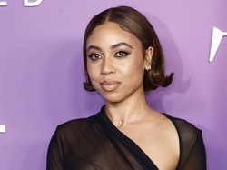 "Sutki na NIE". Andrea Ellsworth skrytykowana z nieumiejętne noszenie "naked dress" [FOTO]