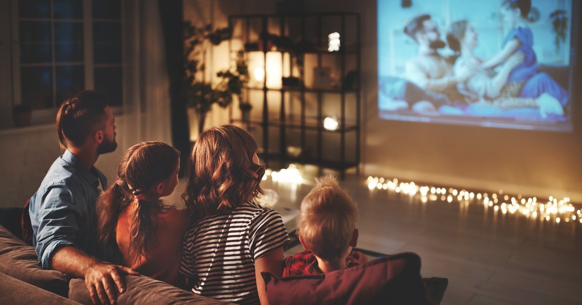 Does watching movies with subtitles really help you learn languages?