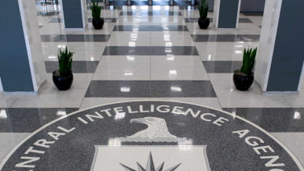 "Tortury to przestępstwo, a nie tajemnica" - pisze w artykule redakcyjnym dziennik "New York Times", komentując oddalenie przez amerykański sąd apelacyjny pozwu w sprawie organizowania tajnych lotów CIA.