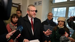 zamieszanie w prokuraturze. grzegorz braun nie usłyszał zarzutów