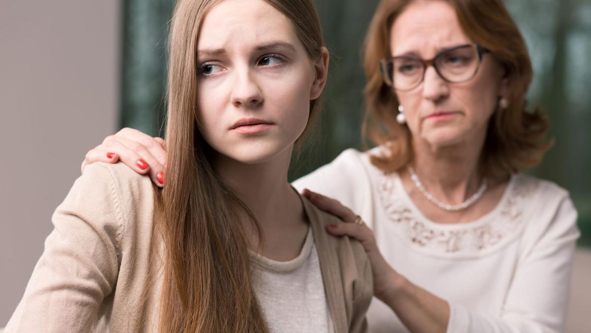  Nastolatek w kryzysie może nie być chętny do udziału w spotkaniach rodzinnych czy świętach