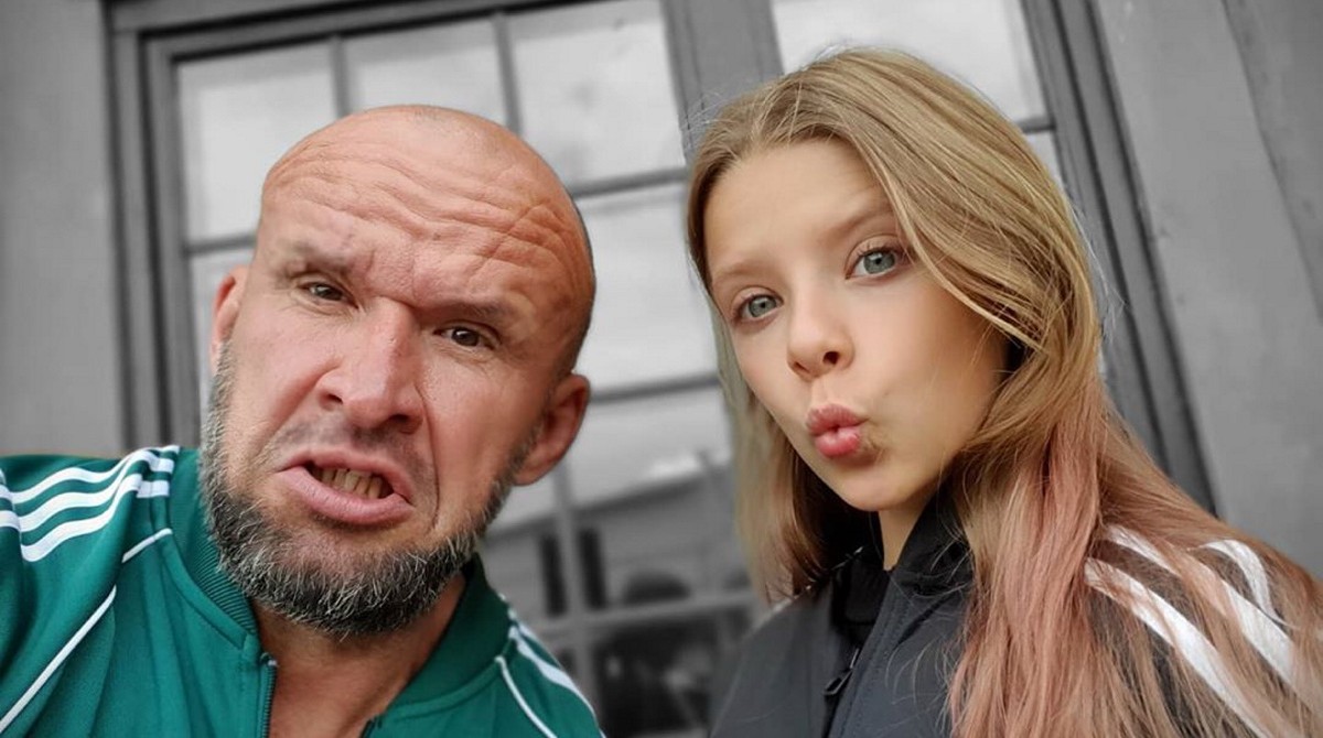 Maja oswiecinska  Maja Oświecińska pokazała sylwestrową kreację. Zachwyciła internautów