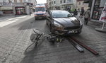 Dramat w Zielonej Górze! Auto bez kierowcy przejechało kobietę