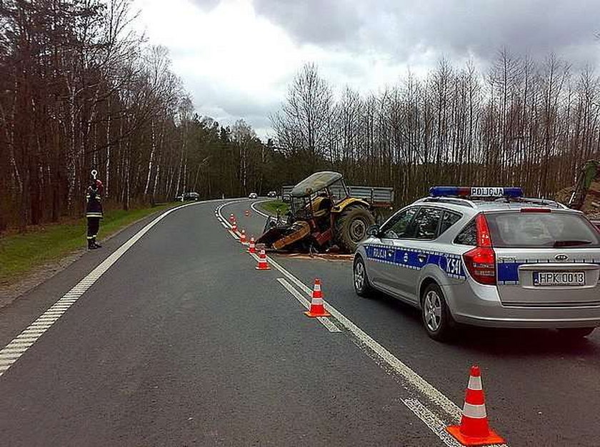 Ale kraksa z traktorem!