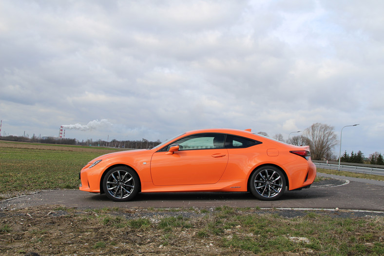 Lexus RC 300h