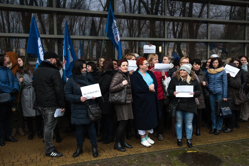 Pielęgniarki z Krakowa protestowały. Odeszły od łóżek pacjentów.